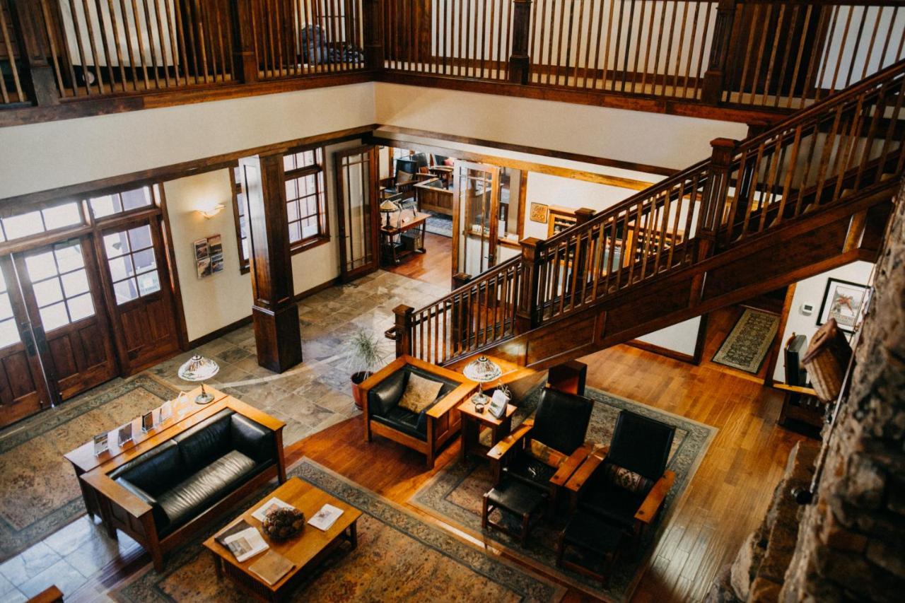 Fivepine Lodge 시스터스 외부 사진