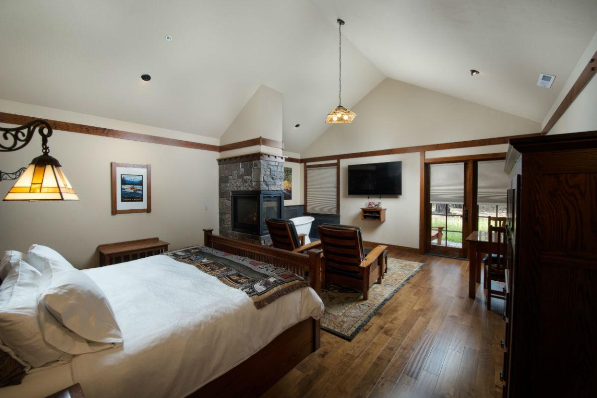 Fivepine Lodge 시스터스 외부 사진